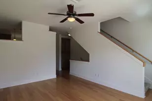 13420 Lyndhurst St, Austin, TX 78729 - Photo 9