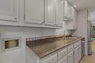 7122 Wood Hollow Dr, Austin, TX 78731 - Photo 15