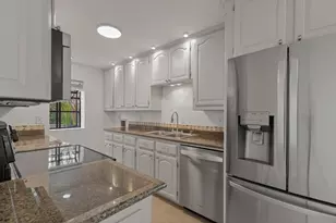 7122 Wood Hollow Dr, Austin, TX 78731 - Photo 13
