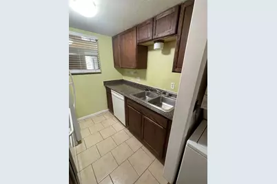 710 E Dean Keeton Street #104, Austin, TX 78705 - Photo 15