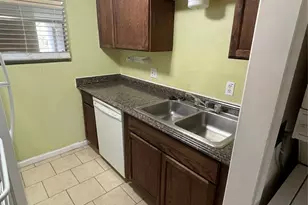 710 E Dean Keeton St, Austin, TX 78705 - Photo 15