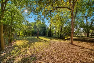 1413 S 2nd St, Temple, TX 76504 - Photo 23