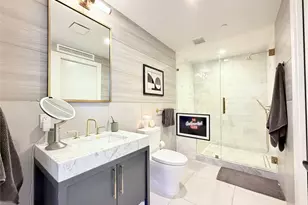 70 Rainey St, Austin, TX 78701 - Photo 15