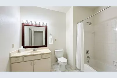 106 E 30th Street #101, Austin, TX 78705 - Photo 7