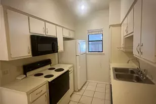 106 E 30th St, Austin, TX 78705 - Photo 7