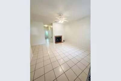 106 E 30th Street #101, Austin, TX 78705 - Photo 5