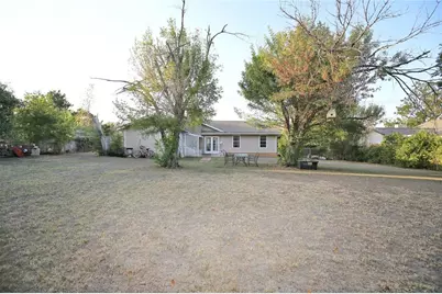 204 Deerfield Park Drive, Cedar Park, TX 78613 - Photo 21