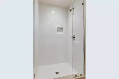 222 West Avenue #2413, Austin, TX 78701 - Photo 17