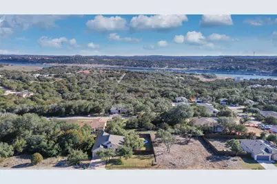 21513 Santa Carlo Avenue, Lago Vista, TX 78645 - Photo 35