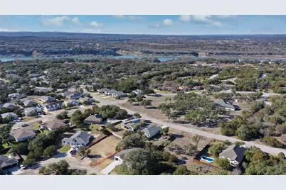 21513 Santa Carlo Avenue, Lago Vista, TX 78645 - Photo 33