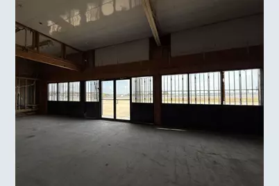 221 N Interstate 35, Georgetown, TX 78628 - Photo 21