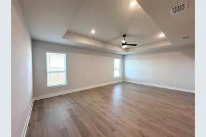 232 E Luna Blue Lane, Jarrell, TX 76537 - Photo 5