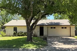 606 Brookhollow Dr, Pflugerville, TX 78660 - Photo 3