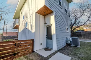 7609 Bennett Ave, Austin, TX 78752 - Photo 27