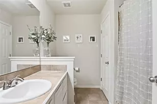 4501 Whispering Valley Dr, Austin, TX 78727 - Photo 17