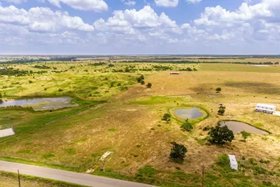 1997 County Rd 464, Coupland, TX 78615 - Photo 3