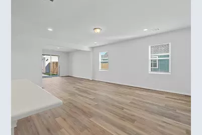 209 Cherry Blossom Lane, Taylor, TX 76574 - Photo 7