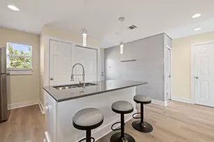 1171 Nickols Ave, Austin, TX 78721 - Photo 9