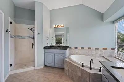 318 Ridge Run Drive, Georgetown, TX 78628 - Photo 17