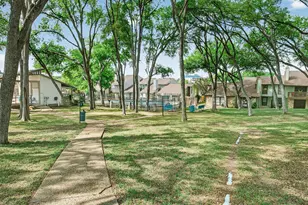 1727 Timber Ridge Dr, Austin, TX 78741 - Photo 37