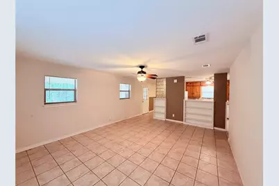 5915 Sunshine Drive, Austin, TX 78757 - Photo 3