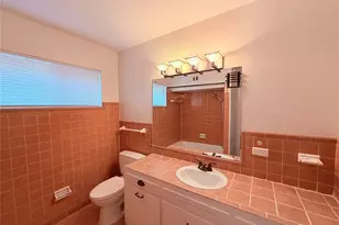 5915 Sunshine Dr, Austin, TX 78757 - Photo 13
