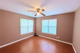5915 Sunshine Dr, Austin, TX 78757 - Photo 19