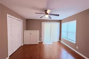 5915 Sunshine Dr, Austin, TX 78757 - Photo 11