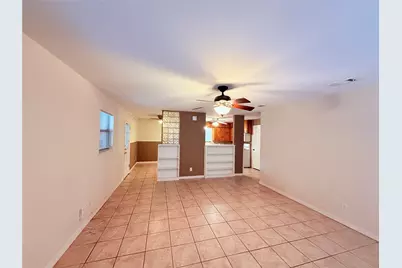 5915 Sunshine Drive, Austin, TX 78757 - Photo 5