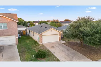 503 Blanco Woods Boulevard, Elgin, TX 78621 - Photo 13