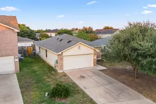 503 Blanco Woods Blvd, Elgin, TX 78621 - Photo 13