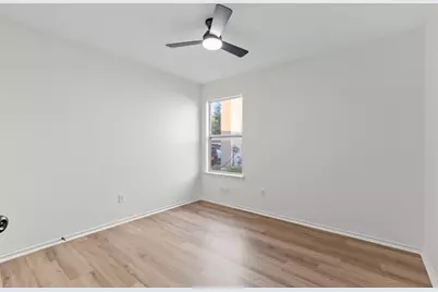 503 Blanco Woods Boulevard, Elgin, TX 78621 - Photo 9