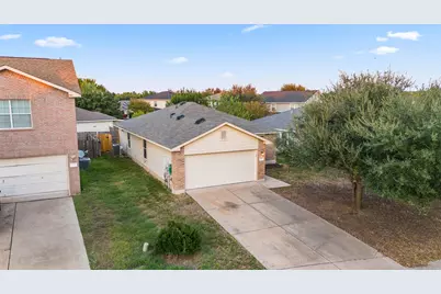 503 Blanco Woods Boulevard, Elgin, TX 78621 - Photo 13