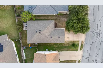 503 Blanco Woods Boulevard, Elgin, TX 78621 - Photo 17