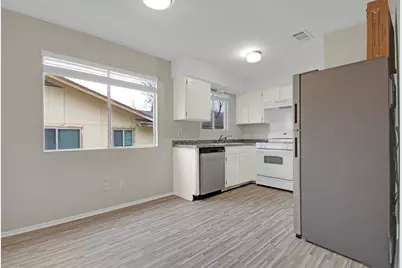 6305 Emerald Forest Drive, Austin, TX 78745 - Photo 13