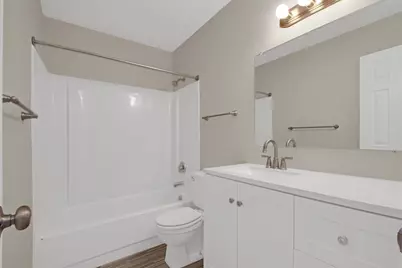 6305 Emerald Forest Drive, Austin, TX 78745 - Photo 7