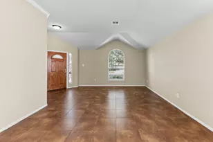 208 Pecanwood S, Kyle, TX 78640 - Photo 7