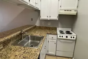 1905 San Gabriel St, Austin, TX 78705 - Photo 3