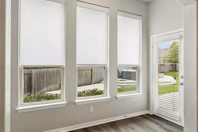 15311 Saratoga Springs, San Antonio, TX 78245 - Photo 13