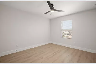 17409 Homestead Haven Dr, Bee Cave, TX 78738 - Photo 7