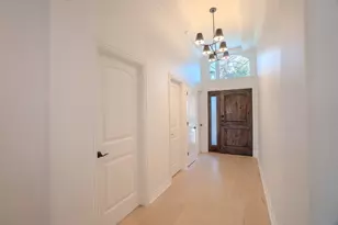 1914 Pasadena Dr, Austin, TX 78757 - Photo 5