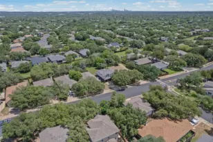 4604 Hoffman Dr, Austin, TX 78749 - Photo 29