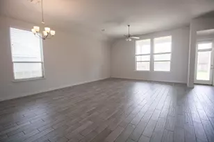 11417 American Mustang Loop, Manor, TX 78653 - Photo 5