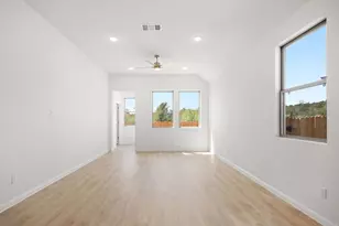 278 Bendecido Loop, Elgin, TX 78621 - Photo 5