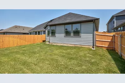 278 Bendecido Loop, Elgin, TX 78621 - Photo 27