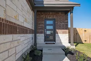 108 Leatherleaf Dr, Buda, TX 78610 - Photo 3