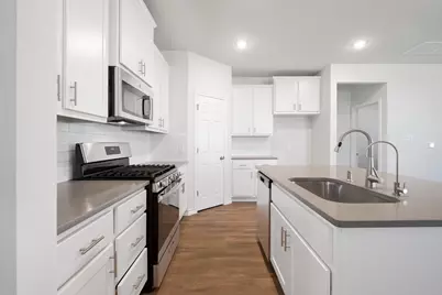 108 Leatherleaf Drive, Buda, TX 78610 - Photo 27