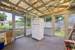 2009 Fort View Rd, Austin, TX 78704 - Photo 29