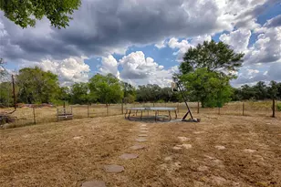 371 Co Rd 146, Hallettsville, TX 77964 - Photo 19