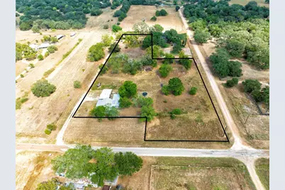 371 County Road 146, Hallettsville, TX 77964 - Photo 1